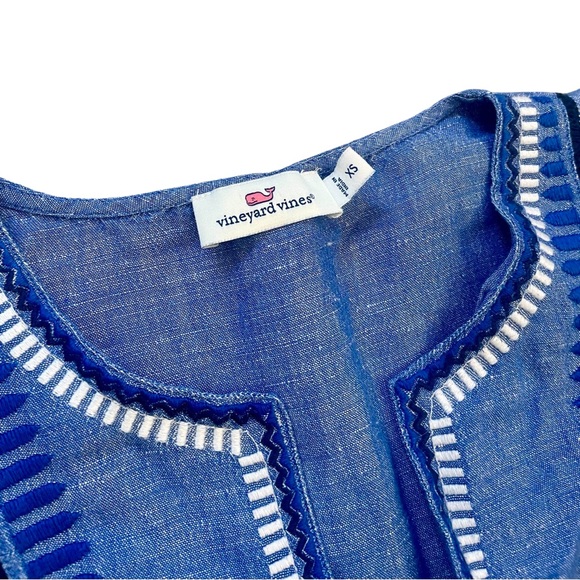 Vineyard Vines Geo Embroidered Top - Picture 6 of 6